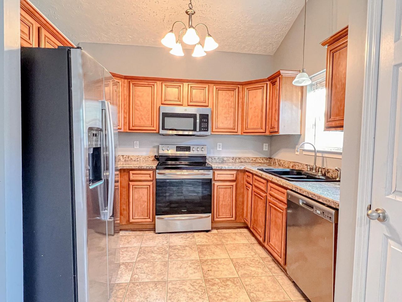 172 River Reach Dr. Photo 7