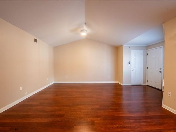 501 W 26th ST, Unit 323, Austin, TX 78705