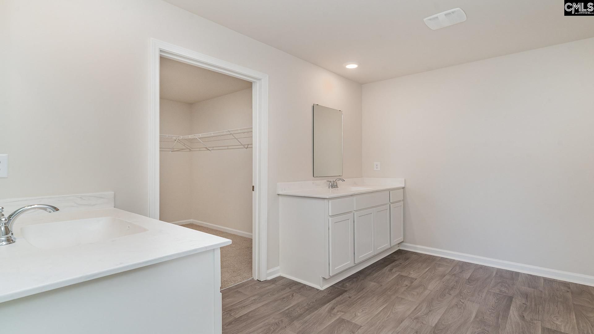 1018 Rampart Court Photo 16