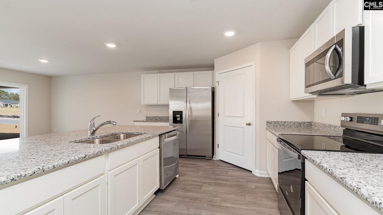 1018 Rampart Court Photo 6