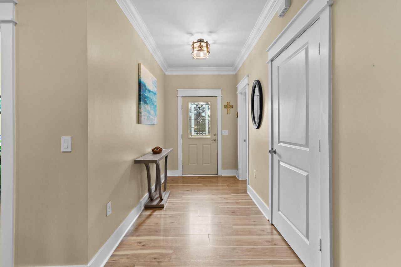 203 Beverly Drive Photo 12