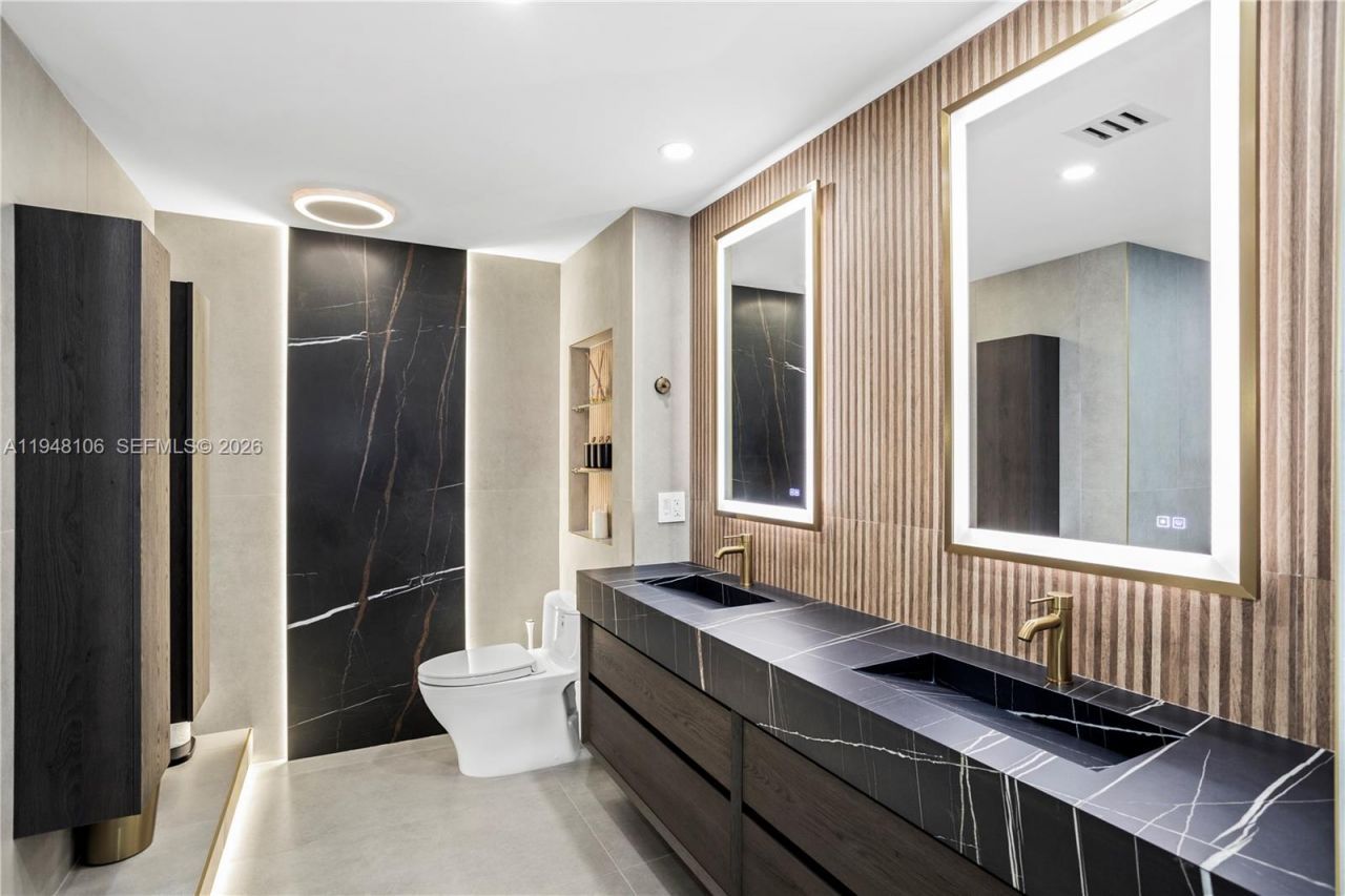 3330 NE 190th St, Unit 2111, Aventura, FL 33180 Photo