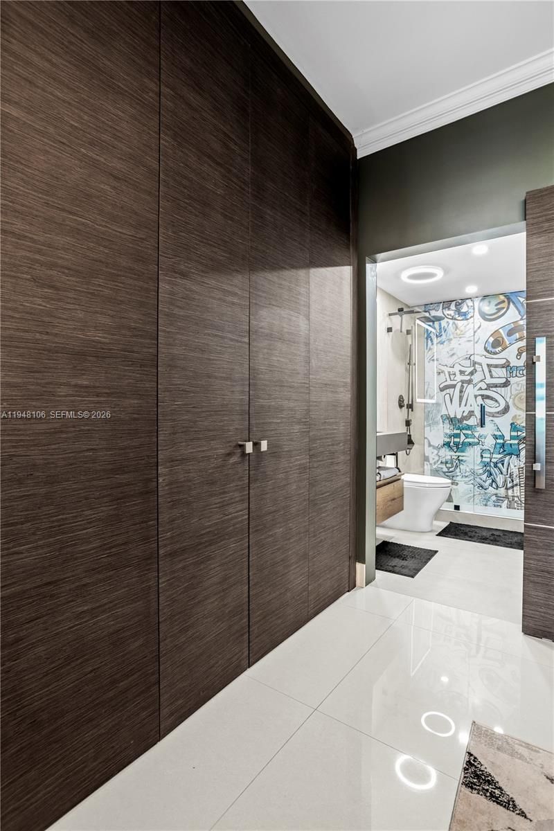 3330 NE 190th St, Unit 2111, Aventura, FL 33180 Photo