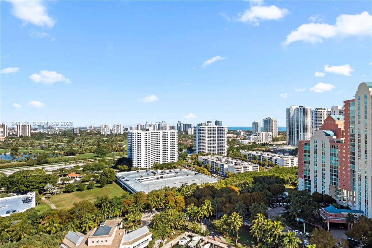 3330 NE 190th St, Unit 2111, Aventura, FL 33180 Photo