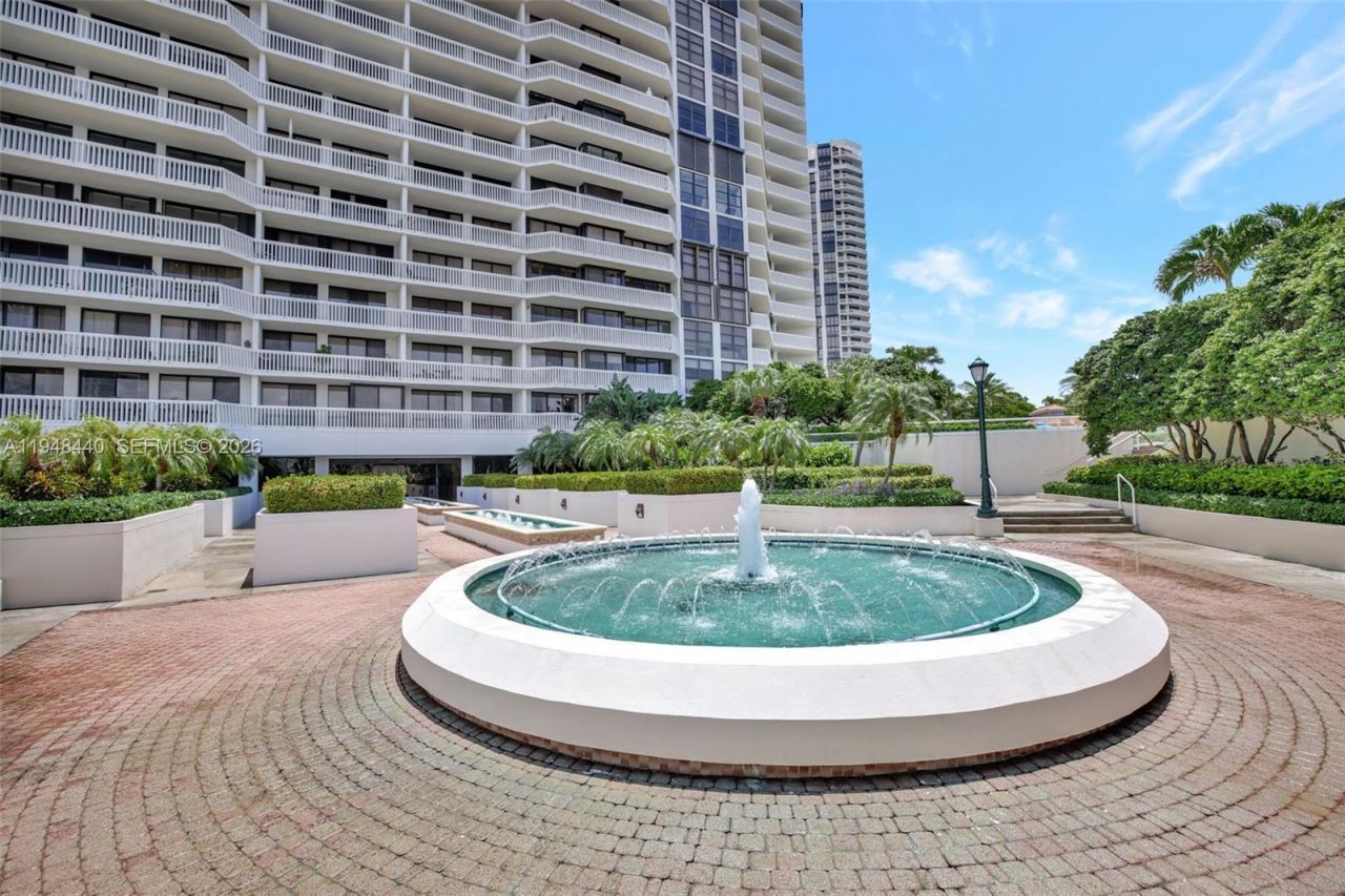 1000 Island Blvd , Unit 2105, Aventura, FL 33160 Photo