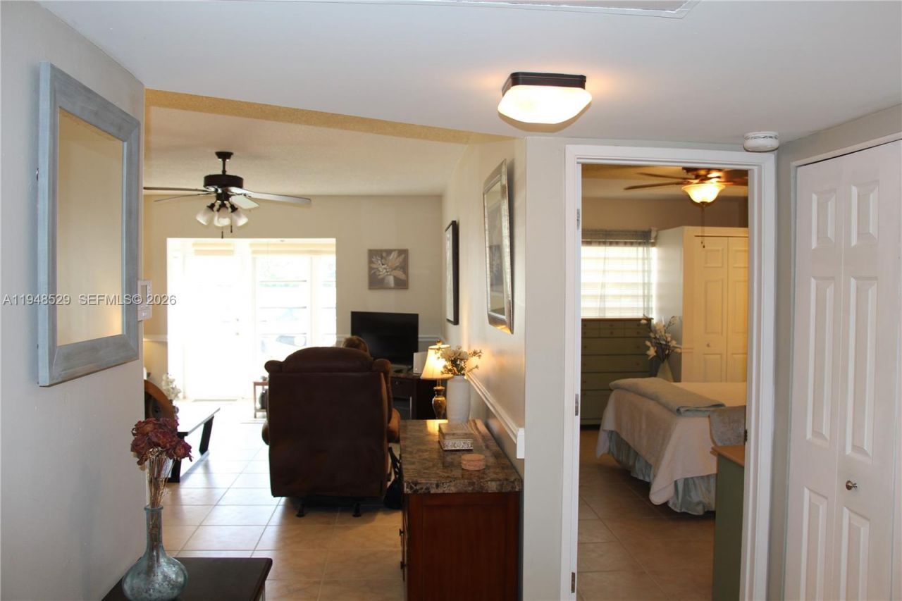 5620 SW 3rd Pl, Unit 114, Margate, FL 33068 Photo