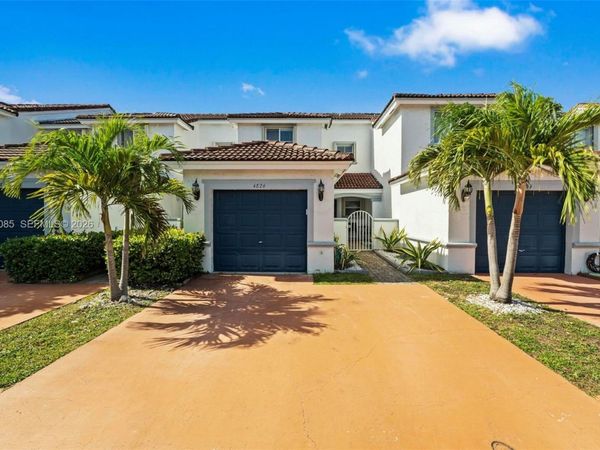 4826 NW 116th Ave, Doral, FL 33178