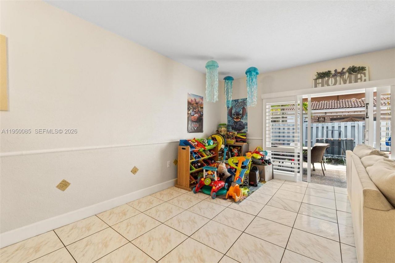 4826 NW 116th Ave, Doral, FL 33178 Photo