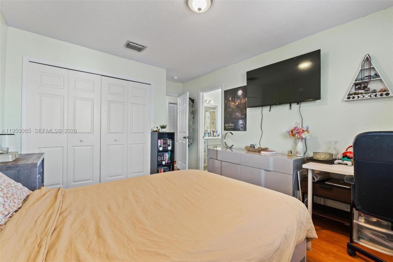 4826 NW 116th Ave, Doral, FL 33178 Photo