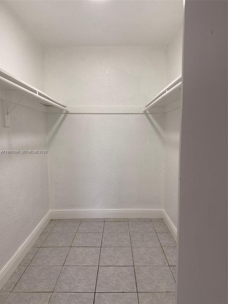 7477 SW 82nd St, Unit C309, Miami, FL 33143 Photo