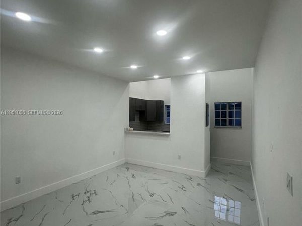 355 E 4th St , Unit 203, Hialeah, FL 33010