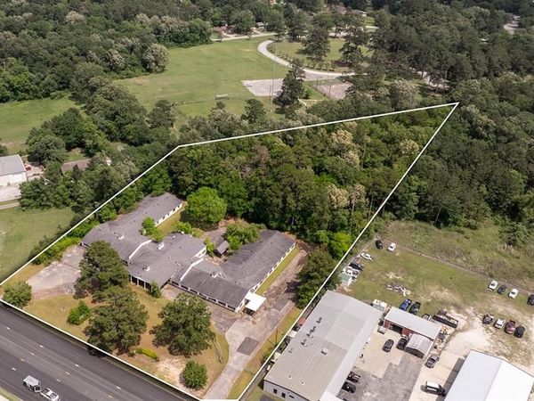 1712 N Timberland Drive, Lufkin, TX 75901