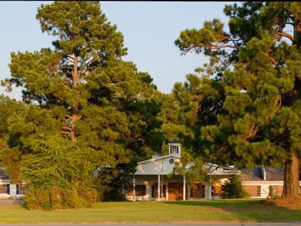 1712 N Timberland Drive, Lufkin, TX 75901