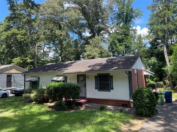 394 Argus Circle, Atlanta, GA 30331