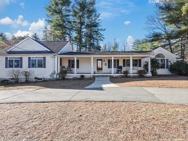 11 Sharon Ave, Norfolk, MA 02056