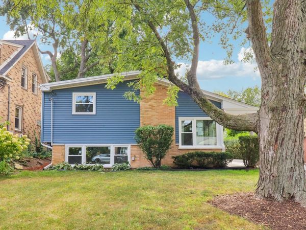 333 Elm Street, Glen Ellyn, IL 60137