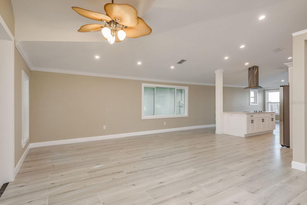 302 Shore Drive, Palm Harbor, FL 34683 Photo