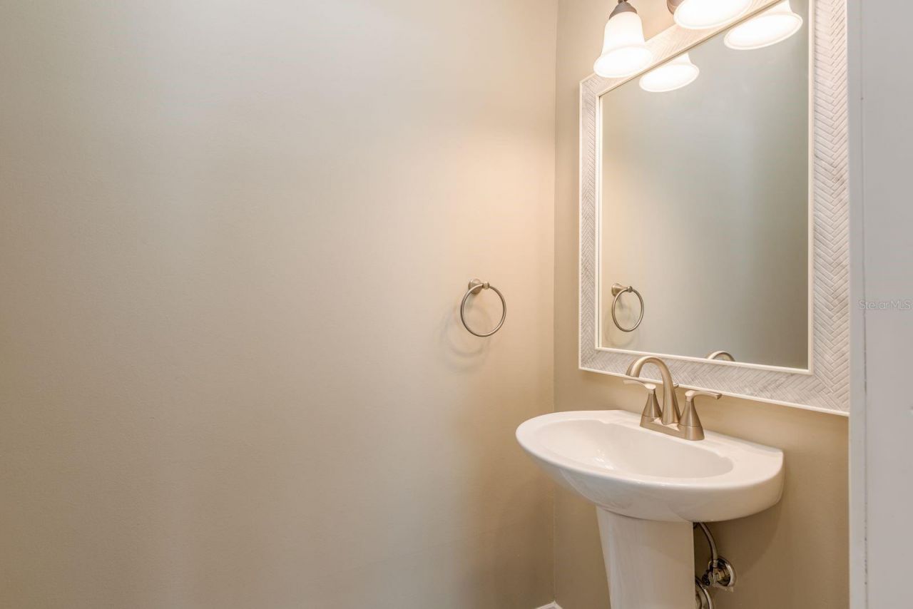 302 Shore Drive, Palm Harbor, FL 34683 Photo