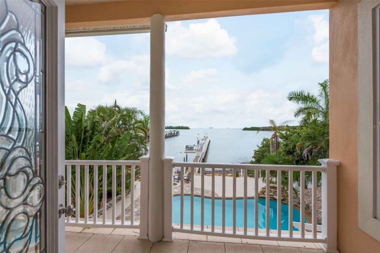 302 Shore Drive, Palm Harbor, FL 34683 Photo