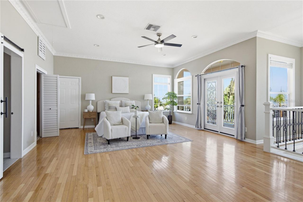 302 Shore Drive, Palm Harbor, FL 34683 Photo