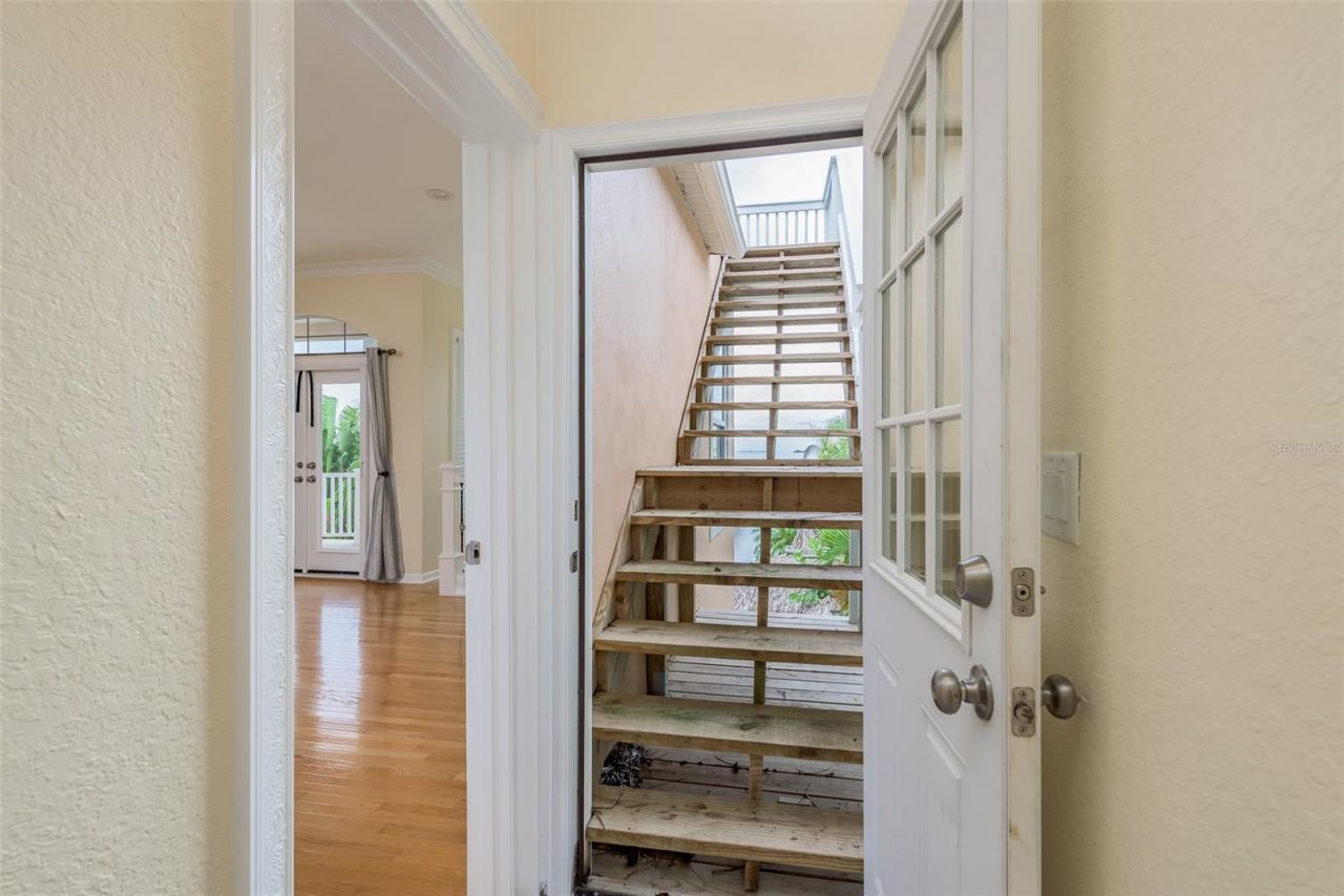 302 Shore Drive, Palm Harbor, FL 34683 Photo