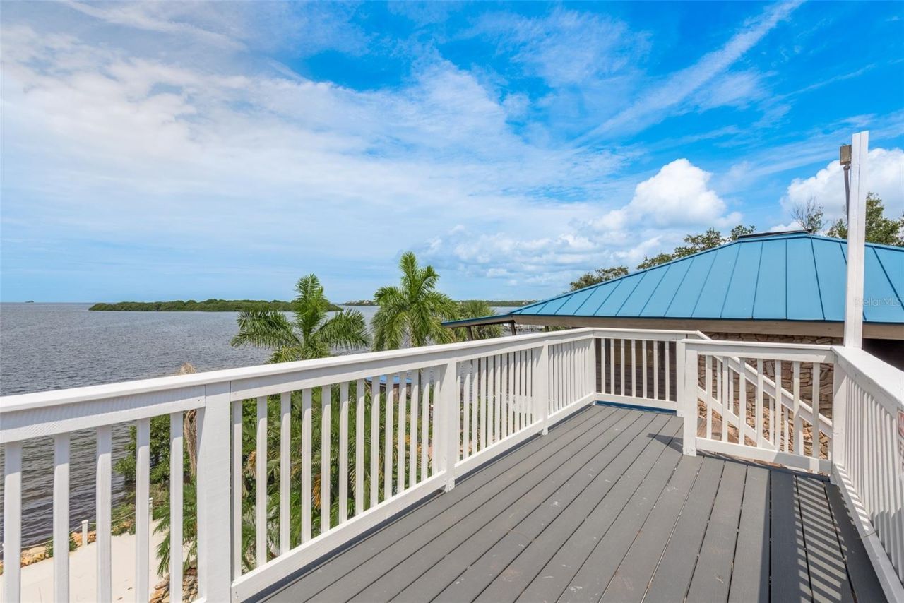 302 Shore Drive, Palm Harbor, FL 34683 Photo