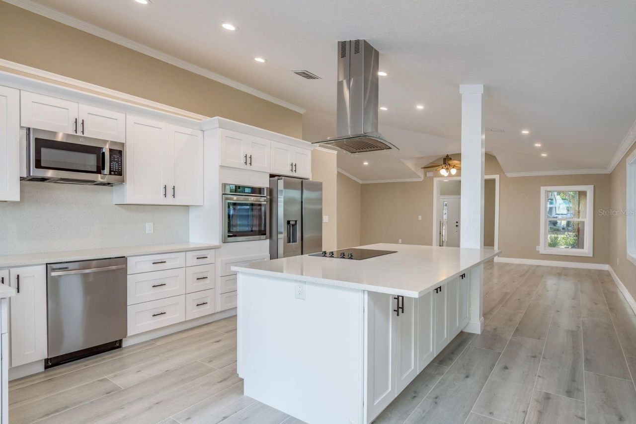 302 Shore Drive, Palm Harbor, FL 34683 Photo