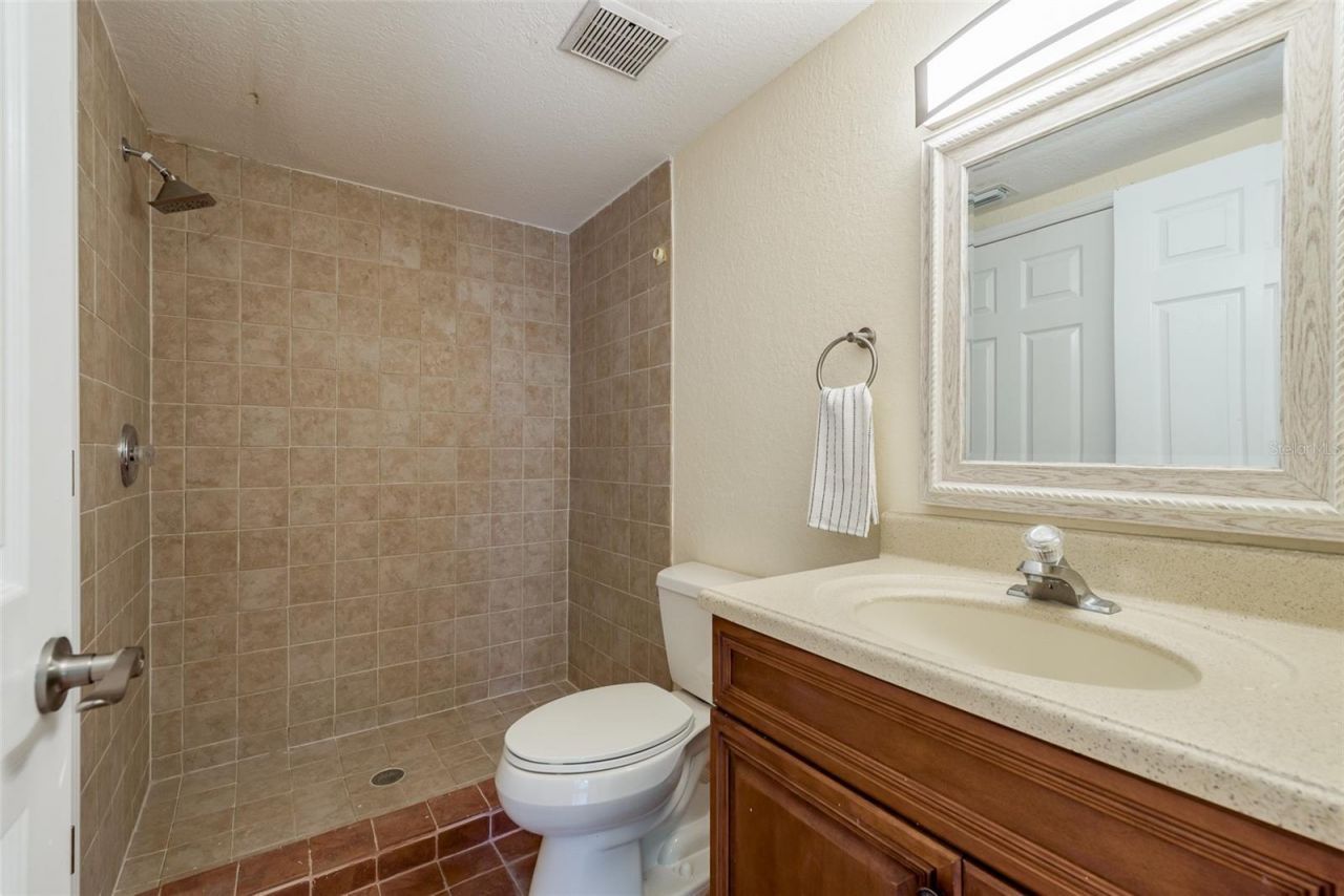 302 Shore Drive, Palm Harbor, FL 34683 Photo