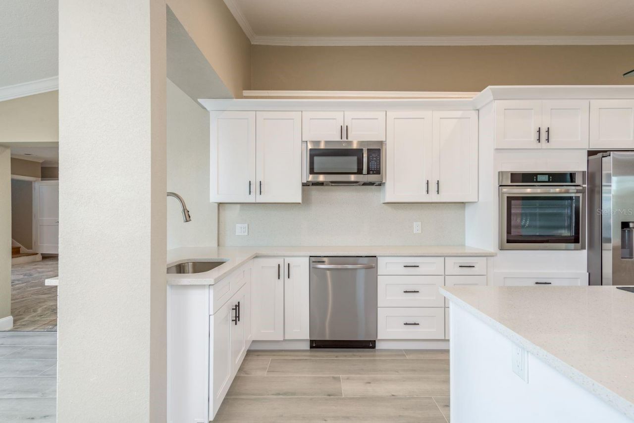 302 Shore Drive, Palm Harbor, FL 34683 Photo