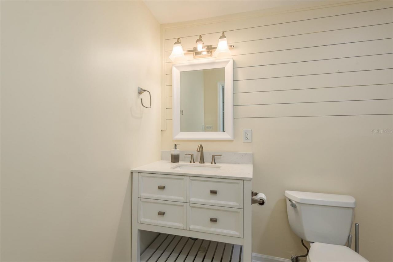 302 Shore Drive, Palm Harbor, FL 34683 Photo