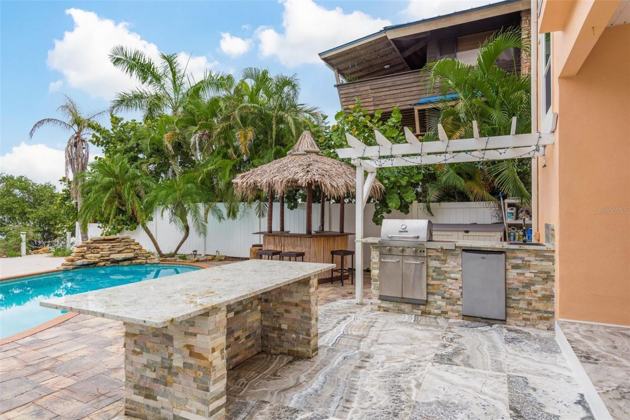 302 Shore Drive, Palm Harbor, FL 34683 Photo