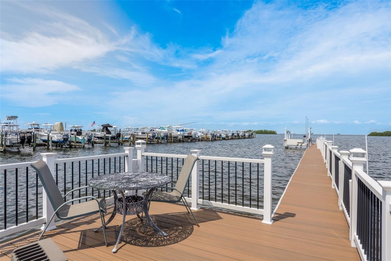 302 Shore Drive, Palm Harbor, FL 34683 Photo