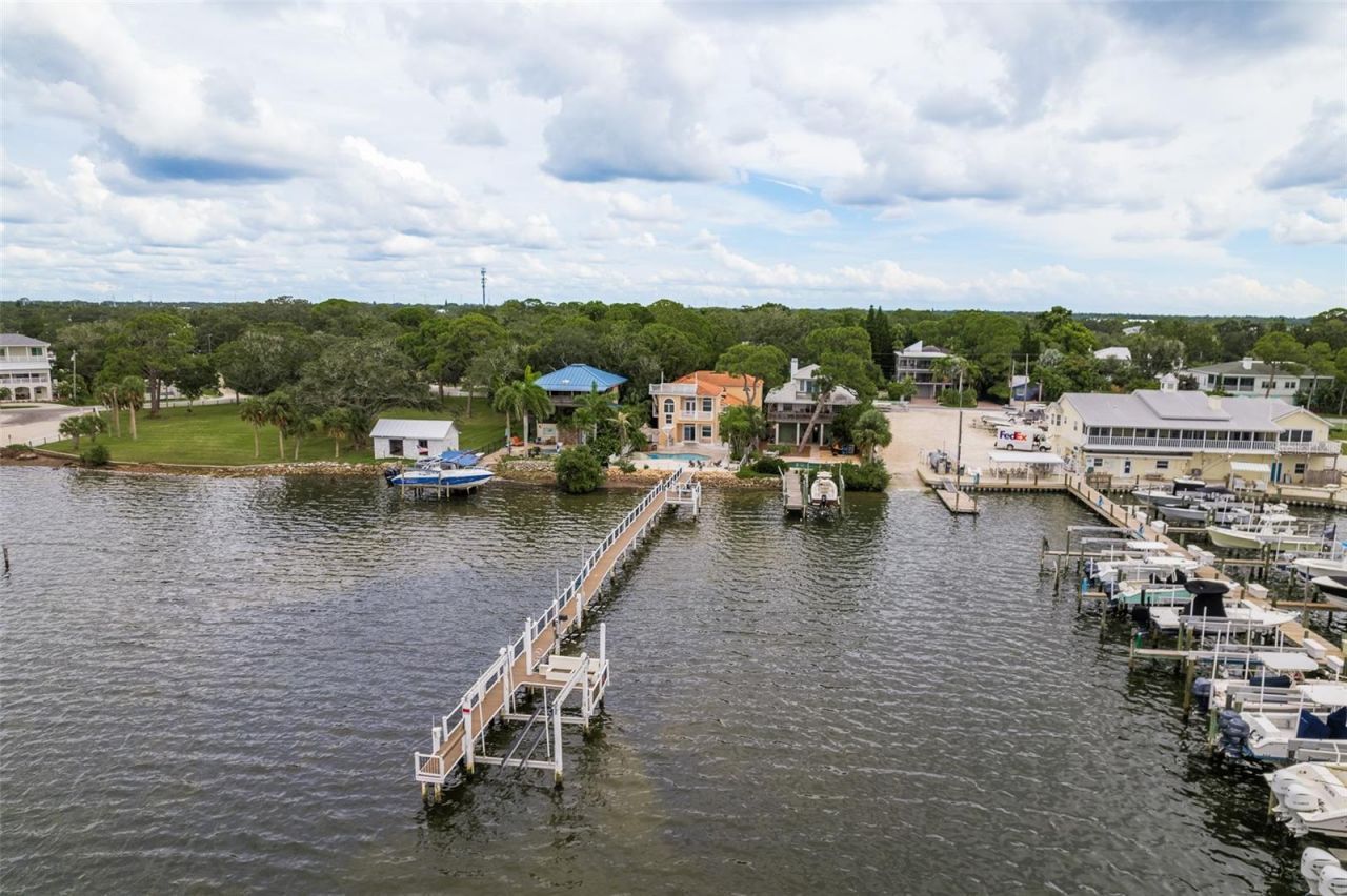 302 Shore Drive, Palm Harbor, FL 34683 Photo