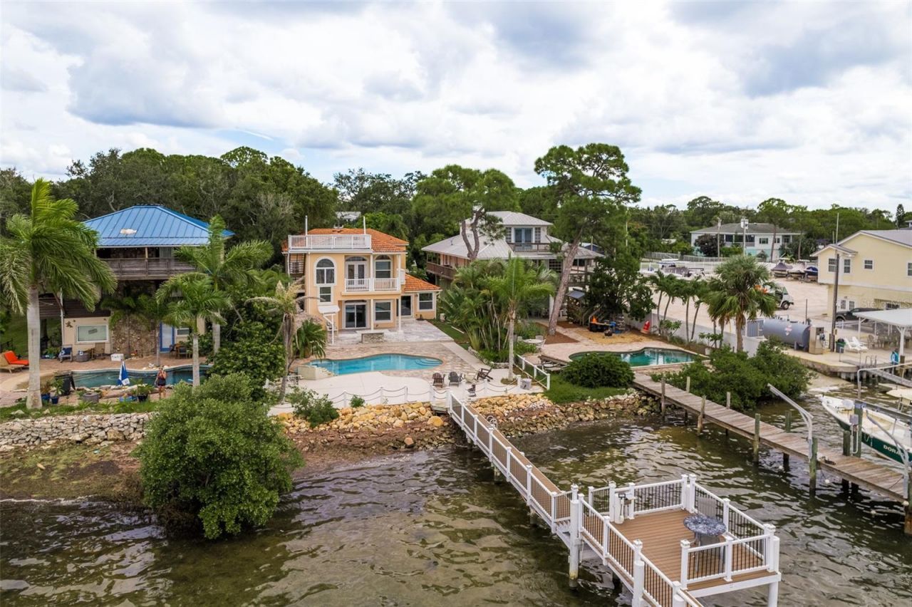 302 Shore Drive, Palm Harbor, FL 34683 Photo
