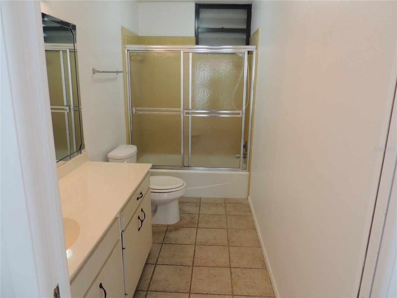324 Timberlake Drive, Unit 324, Bradenton, FL 34210 Photo