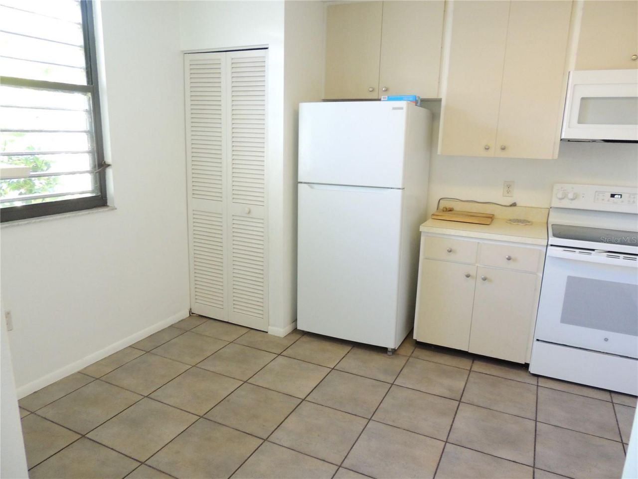 324 Timberlake Drive, Unit 324, Bradenton, FL 34210 Photo