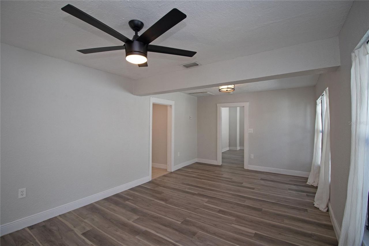 2425 Auburn Street S, Saint Petersburg, FL 33712 Photo