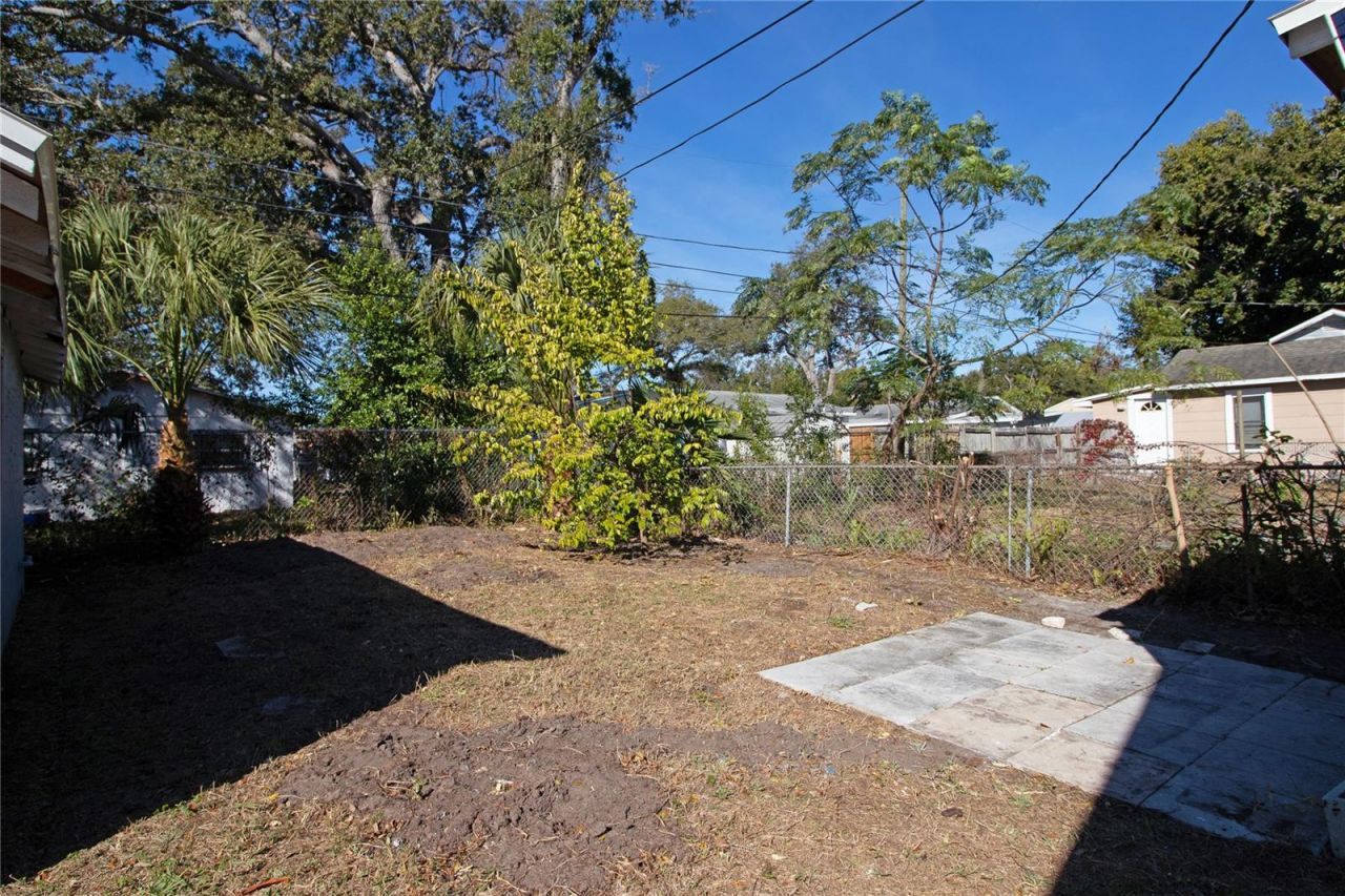 2425 Auburn Street S, Saint Petersburg, FL 33712 Photo