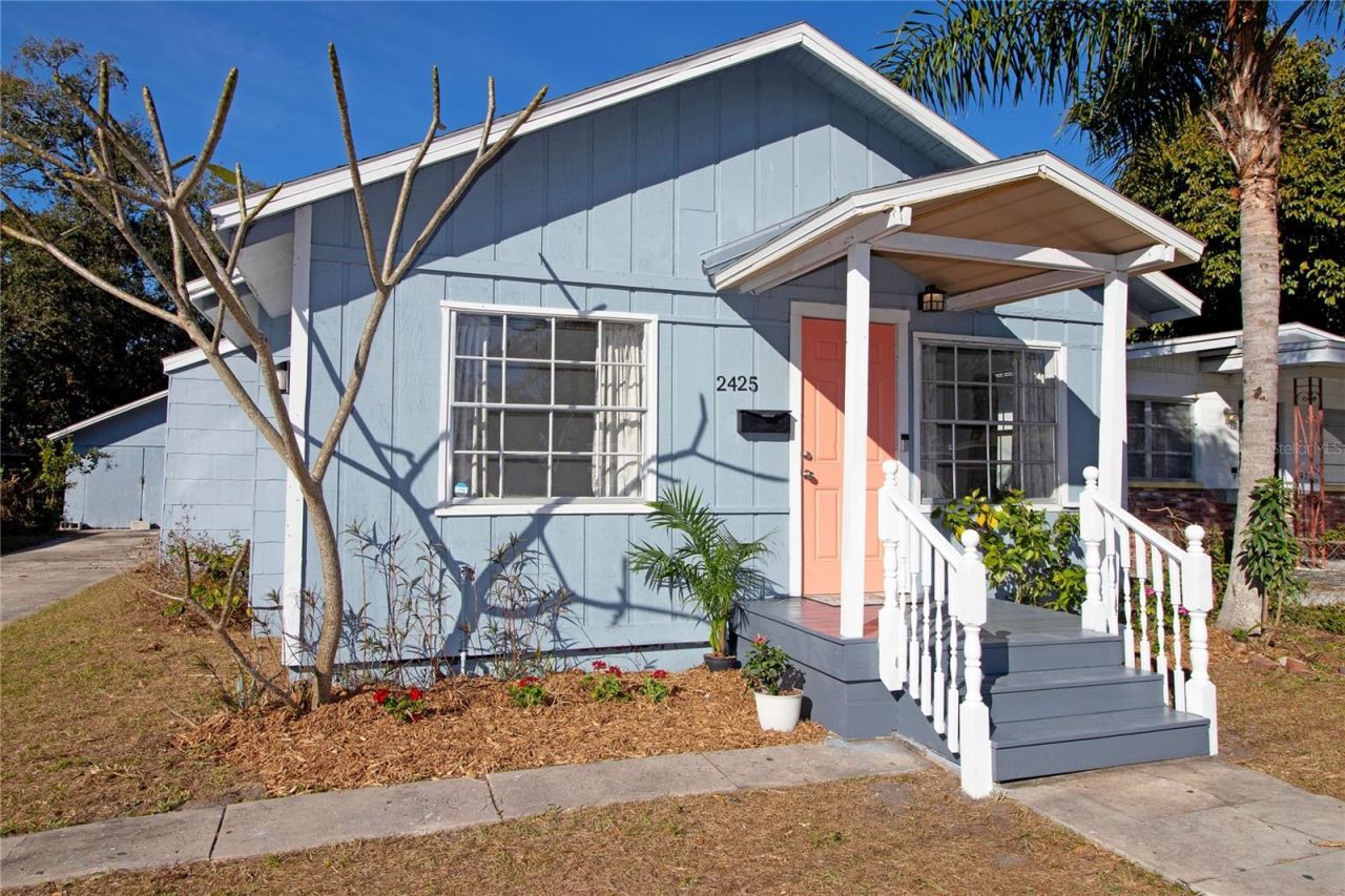 2425 Auburn Street S, Saint Petersburg, FL 33712 Photo