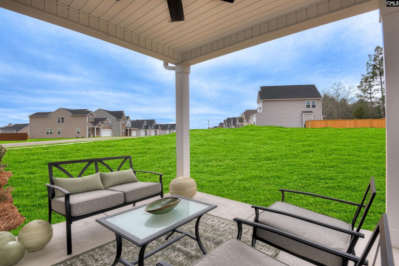 629 Honeydew Drive  Photo 4