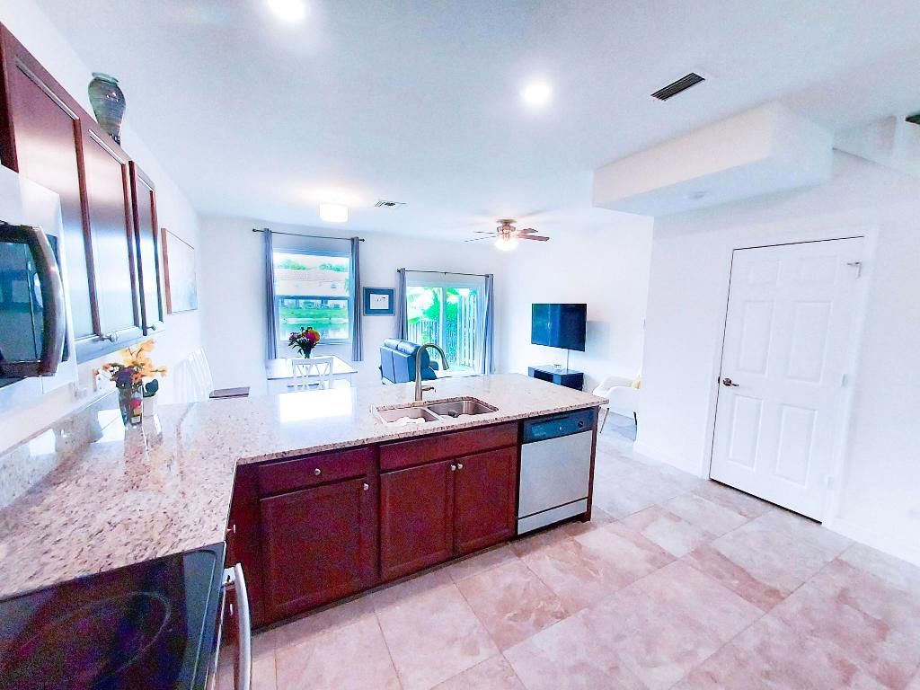 4319 Braxton Avenue, West Palm Beach, FL 33417 Photo