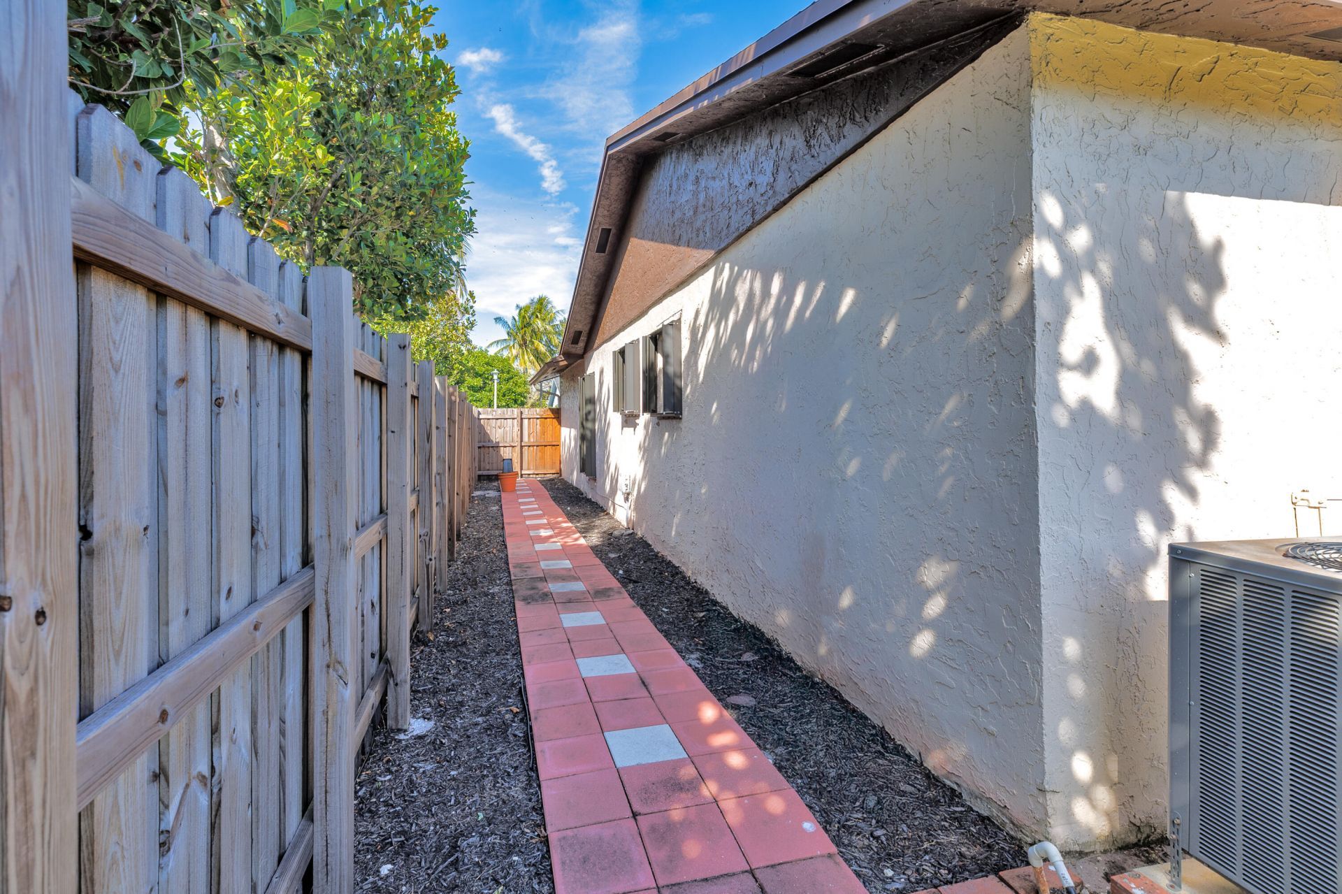 3880 NW 2nd Court, Deerfield Beach, FL 33442 Photo