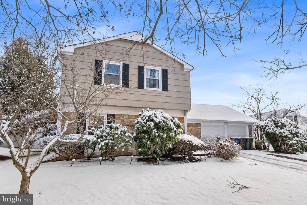 11 Tempest Lane, Willingboro, NJ 08046 Main Photo