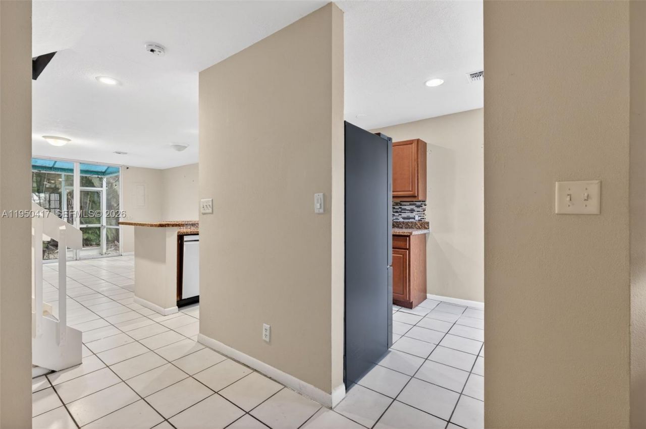 7033 Woodmont Way, Tamarac, FL 33321 Photo