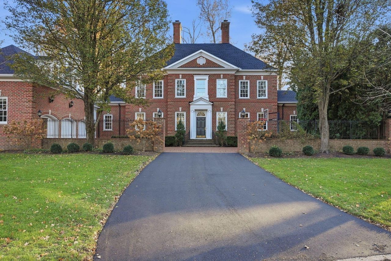 16 Wiveliscombe, New Albany, OH 43054 Main Photo