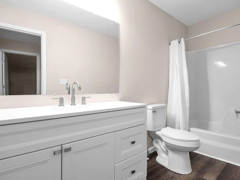 695 Tall Oaks Drive, Newark, OH 43055 Photo 14