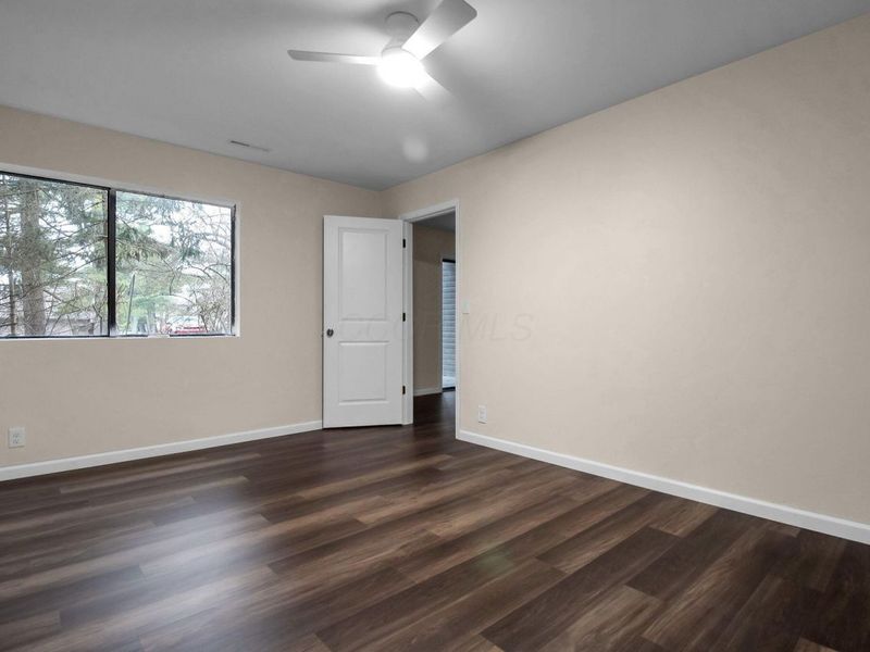 695 Tall Oaks Drive, Newark, OH 43055 Photo 22