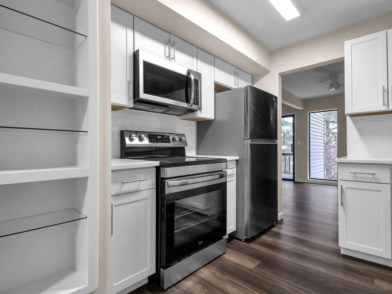 695 Tall Oaks Drive, Newark, OH 43055 Photo 5