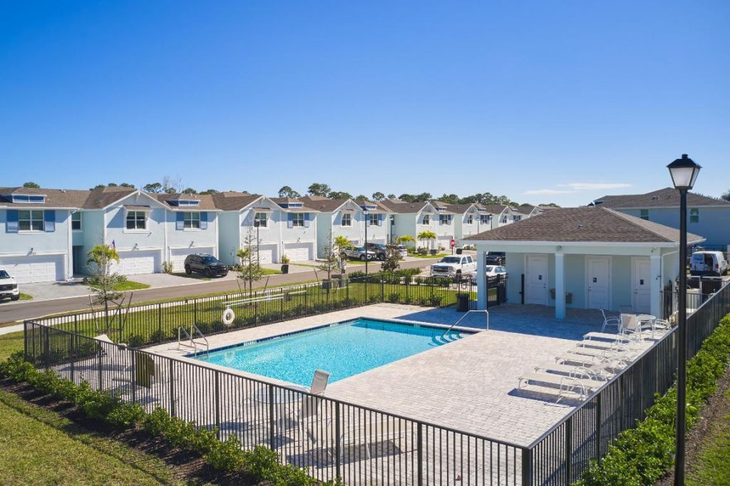 5735 SE Edgewater Circle, Stuart, FL 34997 Photo