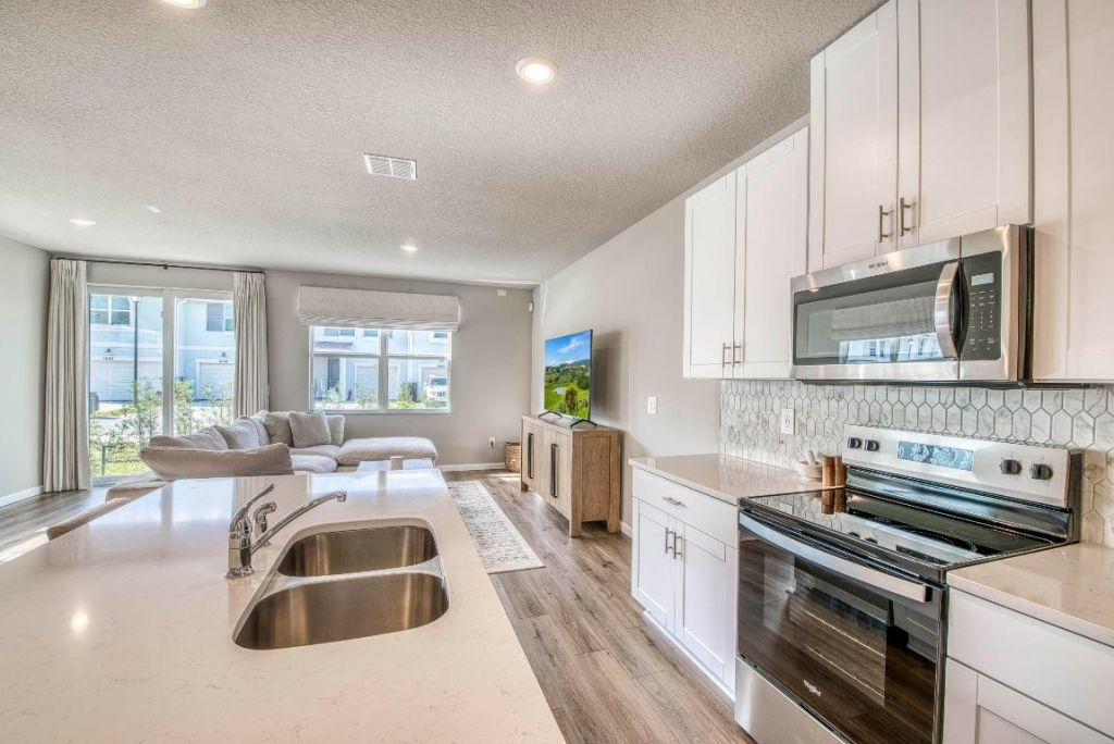 5735 SE Edgewater Circle, Stuart, FL 34997 Photo